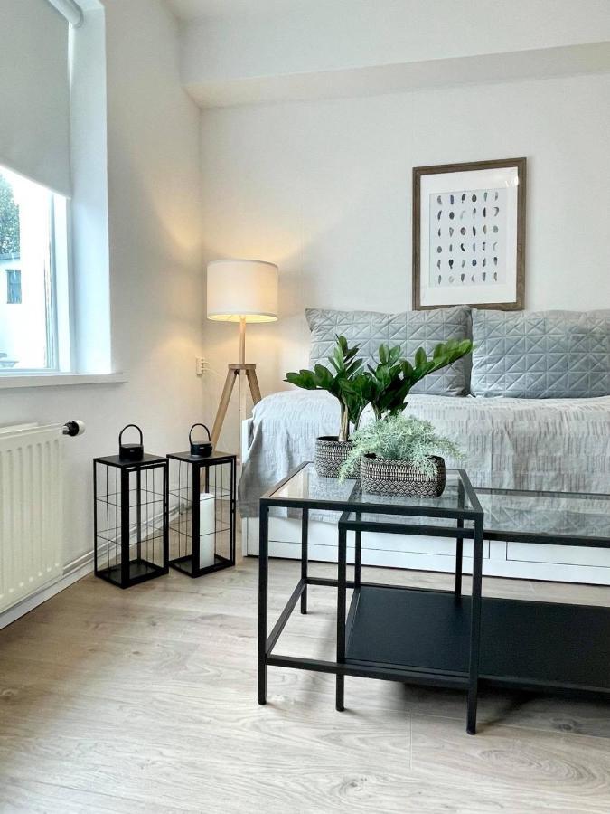 Day Dream Townhall Square Apartments Akureyri Ngoại thất bức ảnh